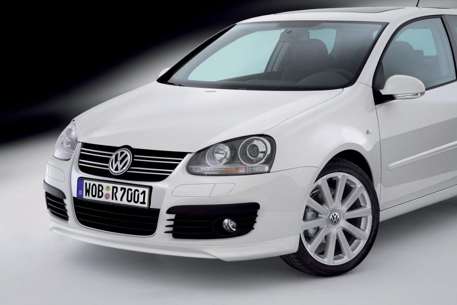  Volkswagen Golf 2004 года  (фото 57 из 170)